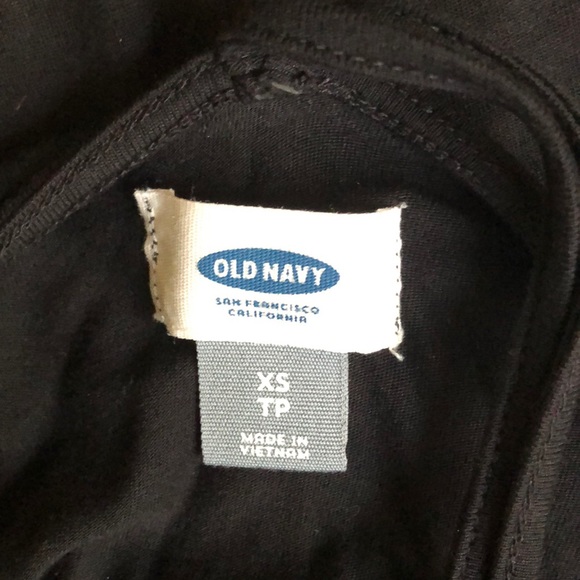 Old Navy black women’s tank top with ruffles - Picture 3 of 3